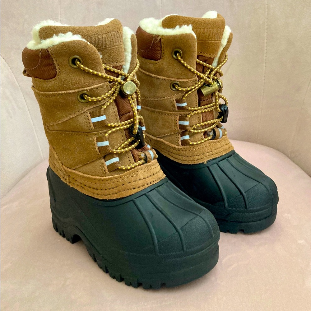 New Khombu Snow Boots Toddler Size 7
